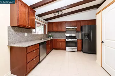 27507 Barcelona Ave, Hayward, CA 94545 - Photo 11