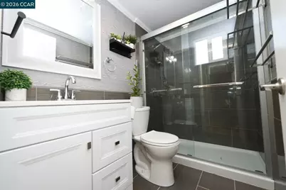 27507 Barcelona Ave, Hayward, CA 94545 - Photo 17