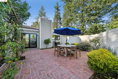 1912 Ascot Dr, Moraga, CA 94556 - Photo 33