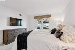 1912 Ascot Dr, Moraga, CA 94556 - Photo 27