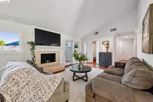 1912 Ascot Dr, Moraga, CA 94556 - Photo 9