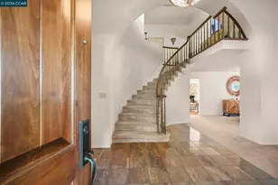 900 Woodland Dr, San Ramon, CA 94582 - Photo 3