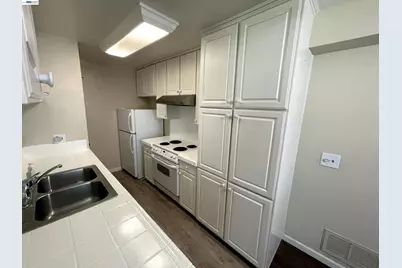 32656 Brenda Way #2, Union City, CA 94587 - Photo 5