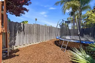 241 Garnet Dr, Livermore, CA 94550 - Photo 43