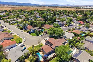 241 Garnet Dr, Livermore, CA 94550 - Photo 57