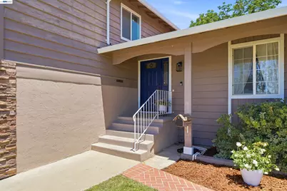 241 Garnet Drive, Livermore, CA 94550 - Photo 5