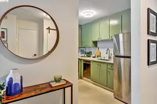 425 Orange St, Oakland, CA 94610 - Photo 9