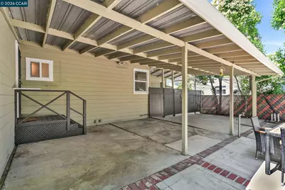 2072 Chalomar Rd, Concord, CA 94518 - Photo 33