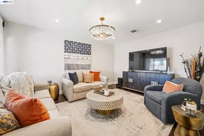 2485 Medallion Dr, Union City, CA 94587 - Photo 7