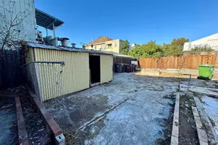 220 International Blvd, Oakland, CA 94606 - Photo 5