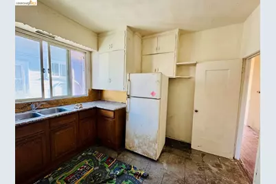 220 International Blvd, Oakland, CA 94606 - Photo 29