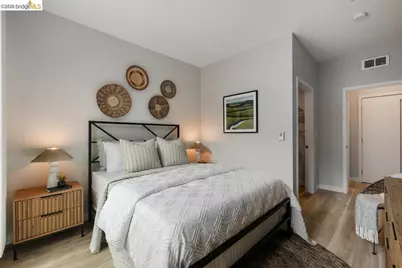 260 Brooklyn Basin Way #460, Oakland, CA 94606 - Photo 15