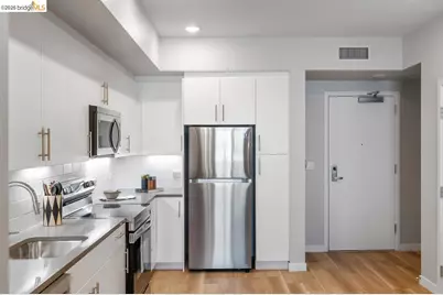 260 Brooklyn Basin Way #432, Oakland, CA 94606 - Photo 15