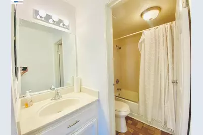 2505 Miramar Ave #122, Castro Valley, CA 94546 - Photo 17