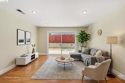 2467 Tanager Cir, Concord, CA 94520 - Photo 3