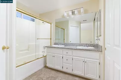 4720 Canyon Hills Dr, Fairfield, CA 94534 - Photo 9