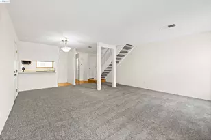 7552 Silvertree Ln, Dublin, CA 94568 - Photo 7