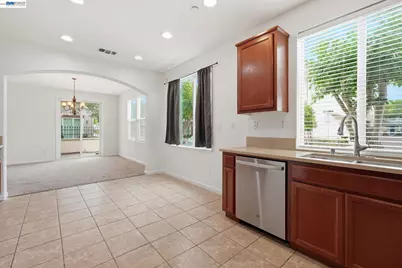 1121 Andreas Ln, Tracy, CA 95376 - Photo 23