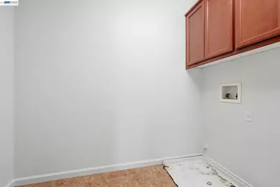 1121 Andreas Ln, Tracy, CA 95376 - Photo 13