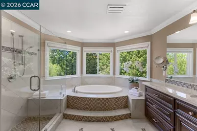 70 Ridgecrest Ct, Lafayette, CA 94549 - Photo 31