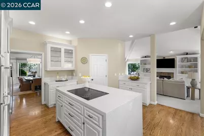 70 Ridgecrest Ct, Lafayette, CA 94549 - Photo 9
