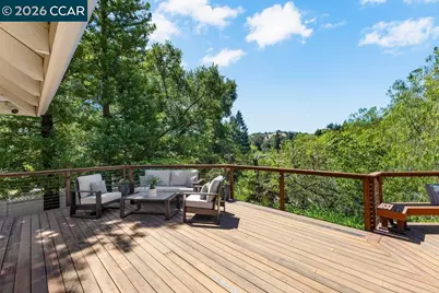 70 Ridgecrest Ct, Lafayette, CA 94549 - Photo 41