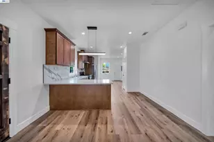 3035 Logan St, Oakland, CA 94601 - Photo 7