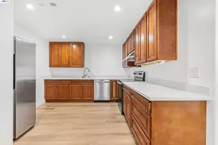 3035 Logan St, Oakland, CA 94601 - Photo 23