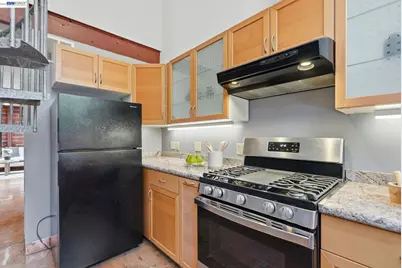 1501 37th Ave #B11, Oakland, CA 94601 - Photo 11