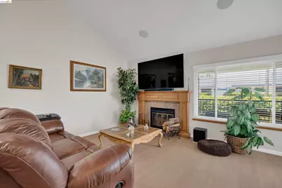 5805 Yawl St, Discovery Bay, CA 94505 - Photo 11