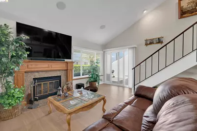 5805 Yawl St, Discovery Bay, CA 94505 - Photo 3