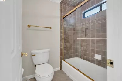 5805 Yawl St, Discovery Bay, CA 94505 - Photo 17