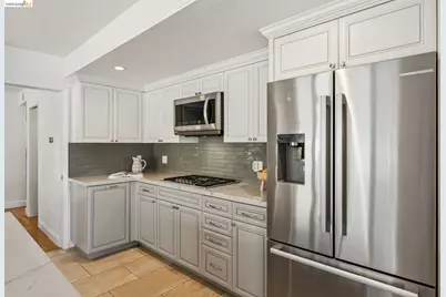 1410 Lakeshore Ave #5, Oakland, CA 94606 - Photo 15