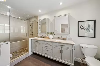 1410 Lakeshore Ave #5, Oakland, CA 94606 - Photo 15