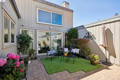 3430 Camanoe Ln, Alameda, CA 94502 - Photo 1