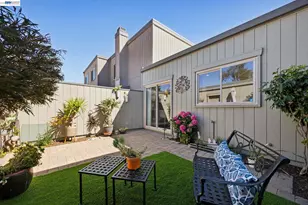 3430 Camanoe Ln, Alameda, CA 94502 - Photo 19