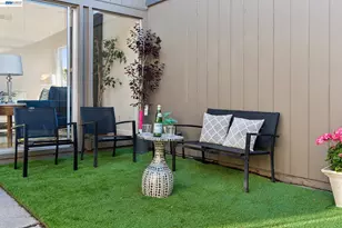 1034 Trellis Ln, Alameda, CA 94502 - Photo 35