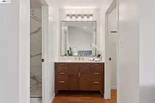 1034 Trellis Ln, Alameda, CA 94502 - Photo 27