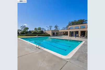 1034 Trellis Ln, Alameda, CA 94502 - Photo 41