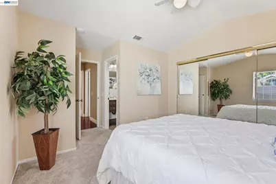 1424 Peachtree Common, Livermore, CA 94551 - Photo 15