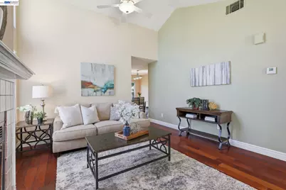 1424 Peachtree Common, Livermore, CA 94551 - Photo 3