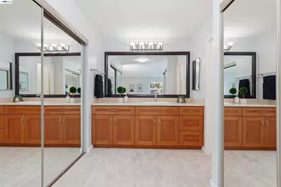 1810 Central Avenue #310, Alameda, CA 94501 - Photo 31