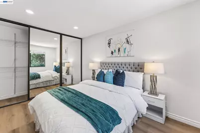 237 Galano Plaza, Union City, CA 94587 - Photo 17