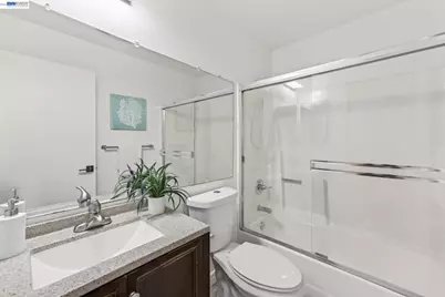 237 Galano Plaza, Union City, CA 94587 - Photo 21