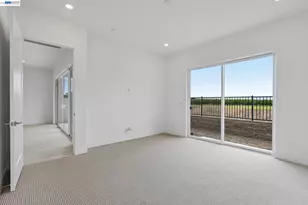 1095 Riverbend Dr, Brentwood, CA 94513 - Photo 13