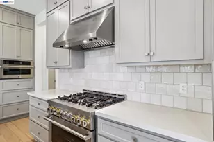 1087 Riverbend Dr, Brentwood, CA 94513 - Photo 7
