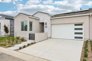 1079 Riverbend Dr, Brentwood, CA 94513 - Photo 1