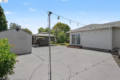 1598 Beechwood Ave, San Leandro, CA 94579 - Photo 15