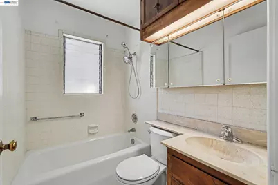 308 Elsie Ave, San Leandro, CA 94577 - Photo 11