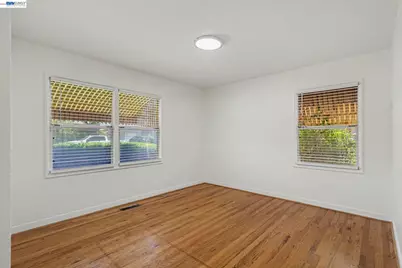 308 Elsie Ave, San Leandro, CA 94577 - Photo 9